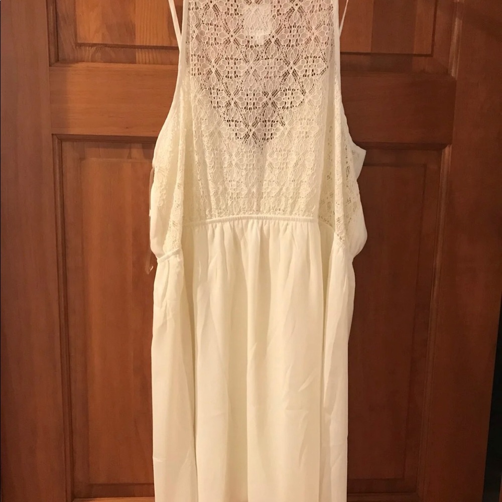 White Dress, Kiki LaRue boutique, L